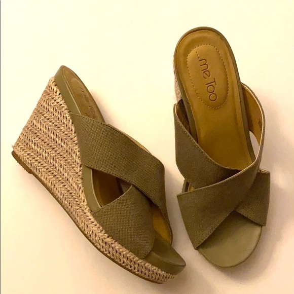 Me Too Wedges, Size 8M - Picture 4 of 6